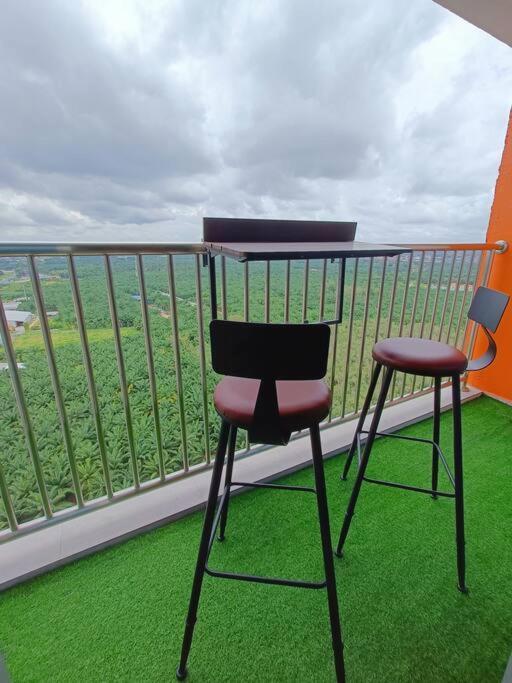Appartamento Joyful Sitiawan Skygarden Swimming Pool Seri Manjung Esterno foto